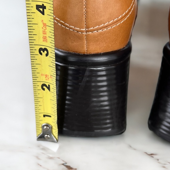 Clarks Y2K Tan Leather Heel Square Toe Boots Size 9.5 - Picture 5 of 14